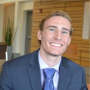 Yannick-Schreiber-Headshot-200×200-1-300×300